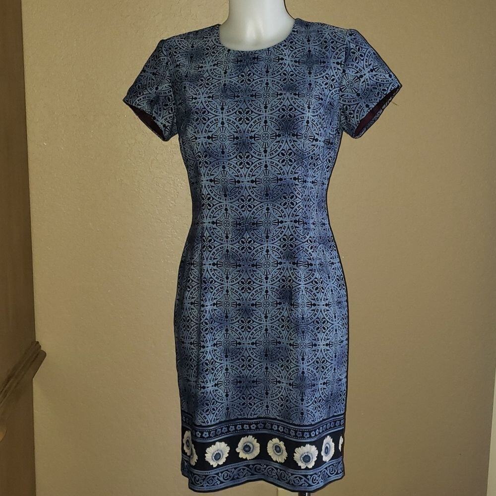Sherri Martin New York Short Sleeve Mid-Length Dress